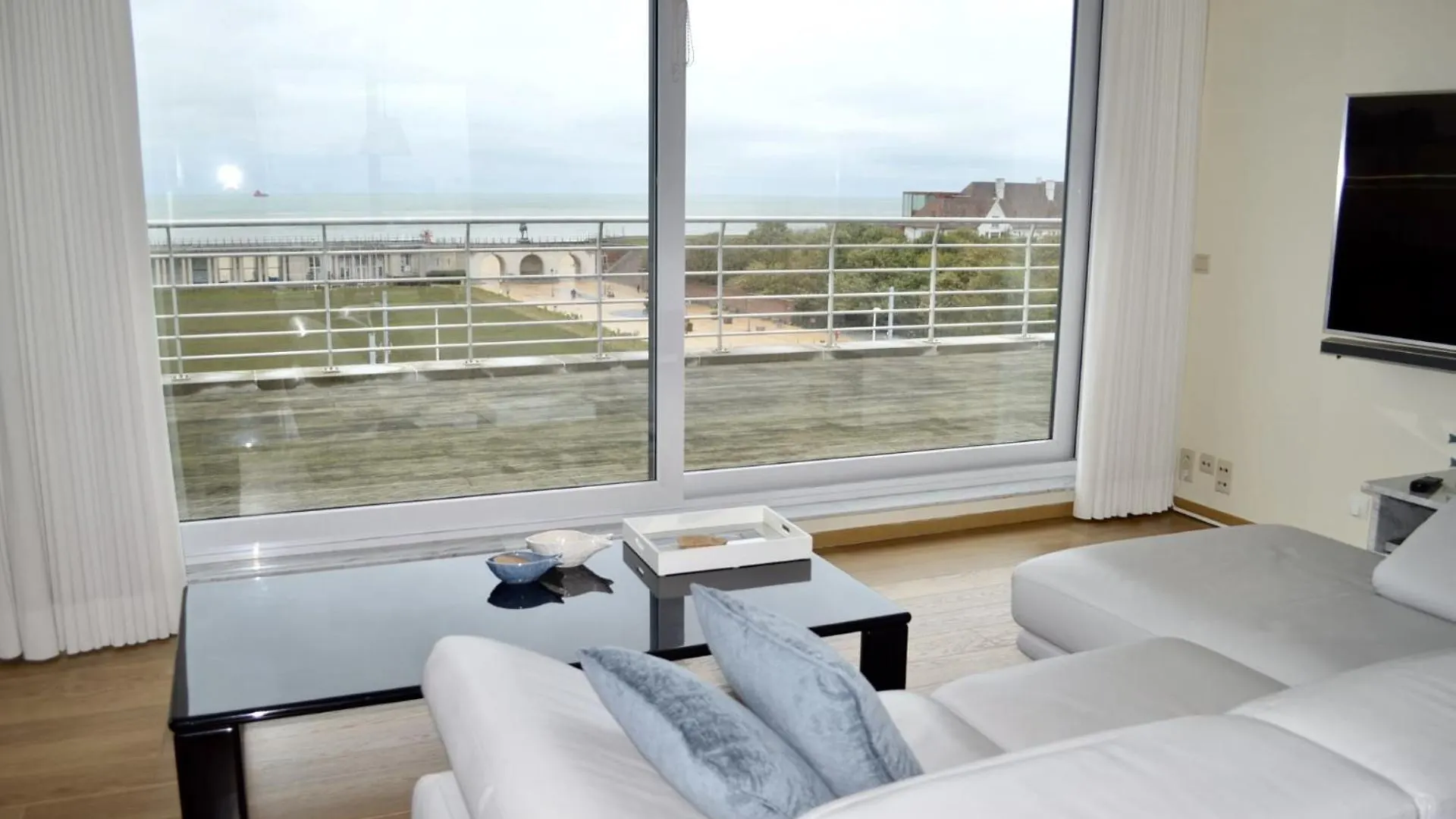 Penthouse Ostend With Seaview דירה